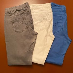 3 denim pants (blue, gray and white) London low rise skinny fit from UP
